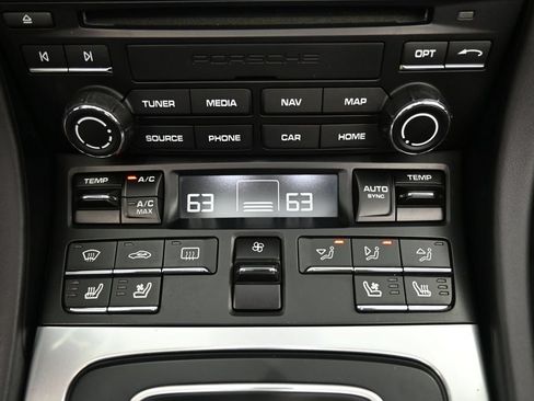 Certified 2019 Porsche 911 Carrera 4S AWD/4WD image 20
