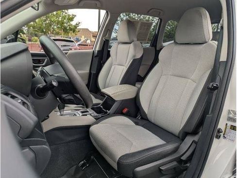 Used 2022 Subaru Forester Limited AWD/4WD image 57