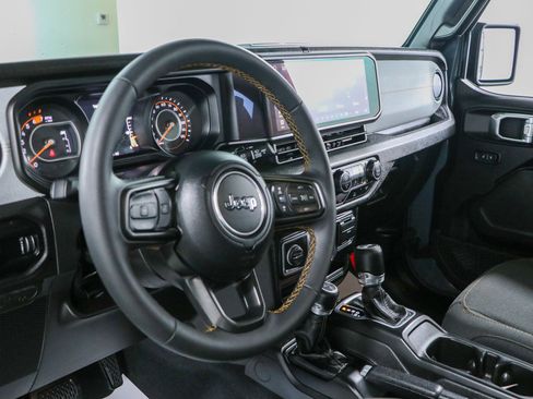 Used 2024 Jeep Wrangler Unlimited Sport AWD/4WD image 23