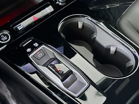 New 2027 Audi Q6 e-tron Premium Plus AWD/4WD image 7