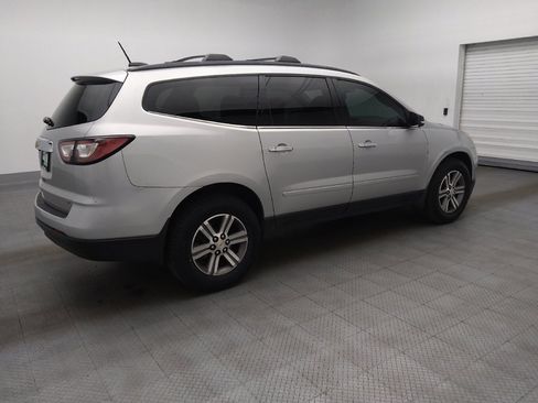 Used 2017 Chevrolet Traverse LT w/ Traveler's Package image 10
