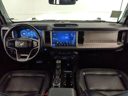 Certified 2025 Ford Bronco Outer Banks AWD/4WD image 7