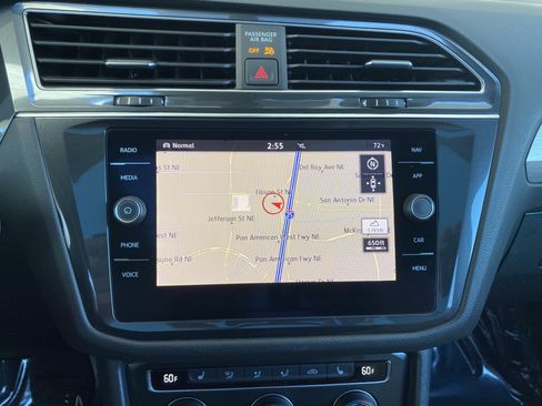 Used 2019 Volkswagen Tiguan SEL AWD/4WD image 3