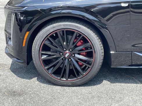 New 2026 Cadillac Lyriq V w/ LPO, Red Accent Package image 9