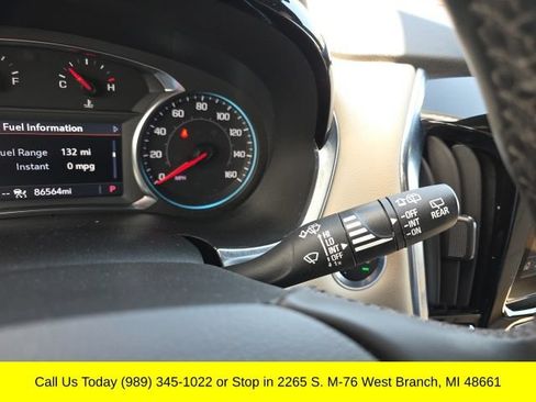 Used 2023 Chevrolet Traverse LT w/ LT Premium Package AWD/4WD image 21