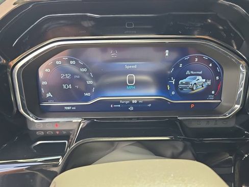 Certified 2025 Chevrolet Silverado 1500 High Country AWD/4WD image 29