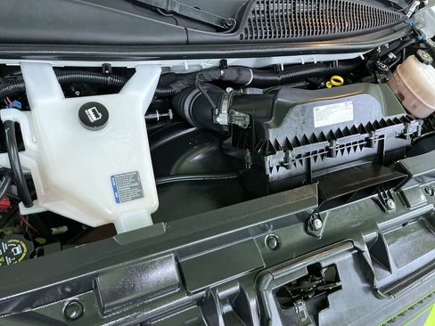 Used 2022 Chevrolet Express 2500 w/ Driver Convenience Package image 28