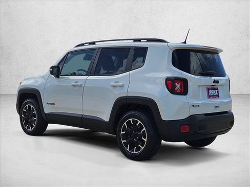 Used 2023 Jeep Renegade Latitude AWD/4WD image 8
