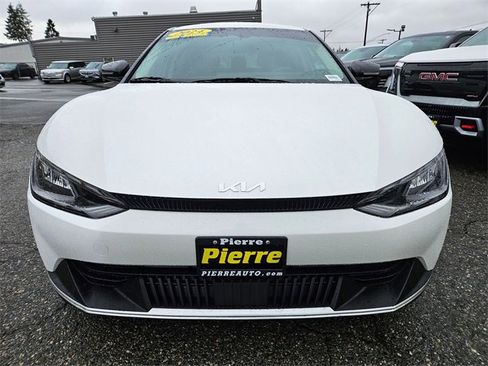 Used 2024 Kia EV6 Light image 7