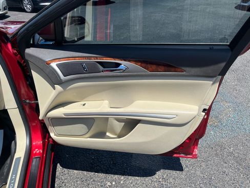 Used 2014 Lincoln MKZ AWD w/ Equipment Group 102A Reserve image 32