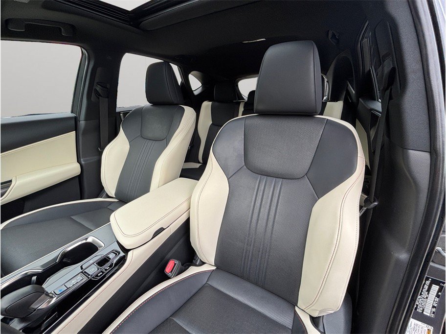 Used 2024 Lexus NX 350h AWD image 17