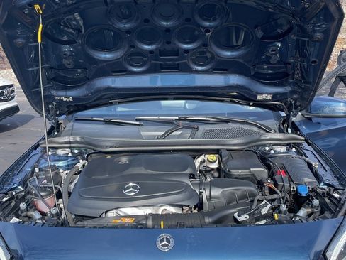 Used 2020 Mercedes-Benz GLA 250 4MATIC image 23