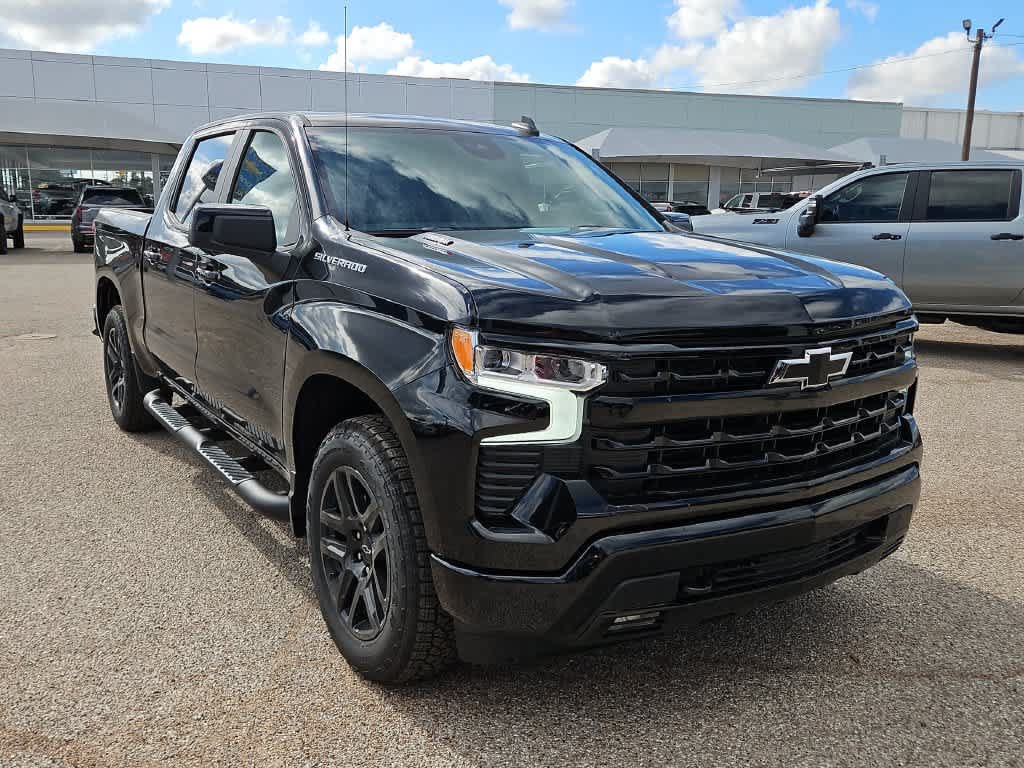 New 2026 Chevrolet Silverado 1500 RST w/ RST Select Package RWD image 2
