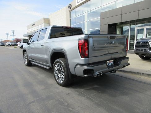 Used 2024 GMC Sierra 1500 Denali Ultimate AWD/4WD image 8