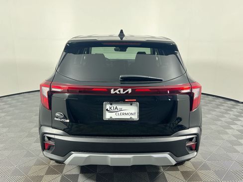 New 2026 Kia Seltos LX image 4