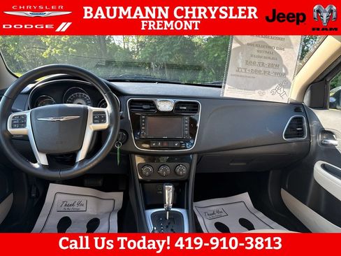 Used 2012 Chrysler 200 Limited FWD image 12