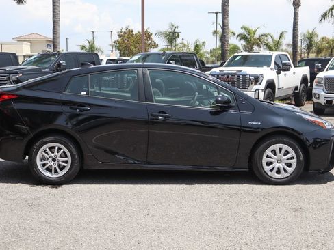 Used 2020 Toyota Prius LE FWD image 10