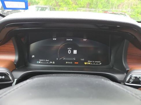 Used 2023 Lincoln Aviator Reserve w/ Equipment Group 201A image 10