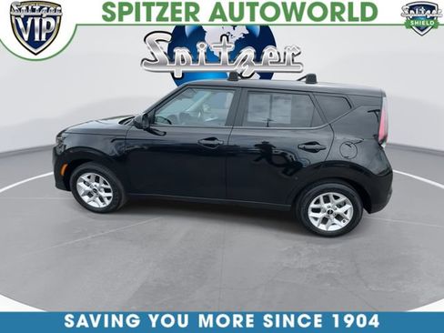 Certified 2023 Kia Soul LX w/ LX Technology Package FWD image 6