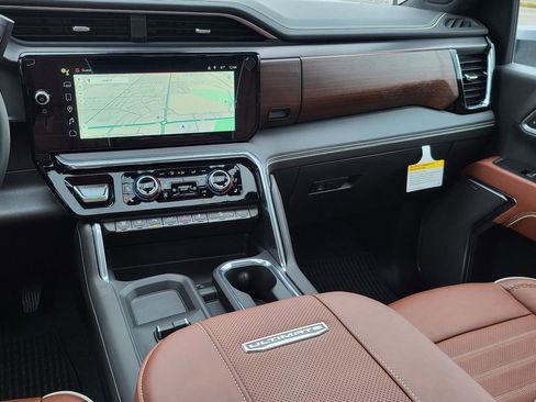 New 2026 GMC Sierra 2500 Denali Ultimate w/ Max Trailering Package image 37