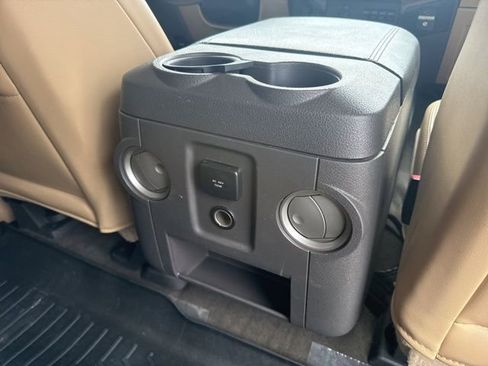 Used 2011 Ford F250 Lariat w/ Lariat Interior Pkg image 50