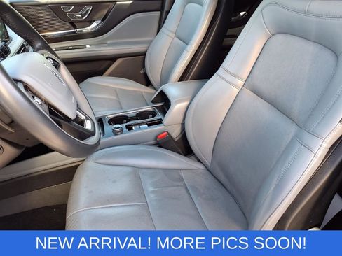 Used 2022 Lincoln Corsair Grand Touring AWD/4WD image 3
