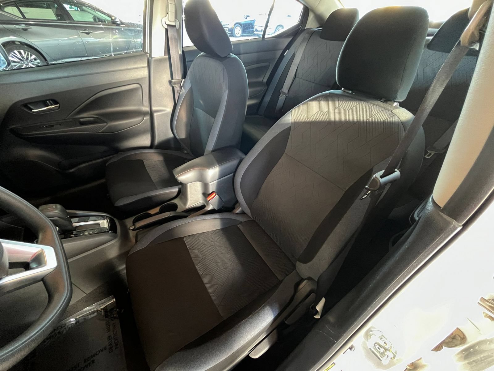 Used 2025 Nissan Versa SV FWD image 35