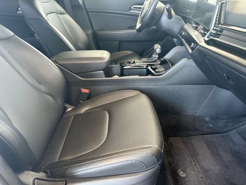 Certified 2024 Kia Sportage EX AWD/4WD image 27