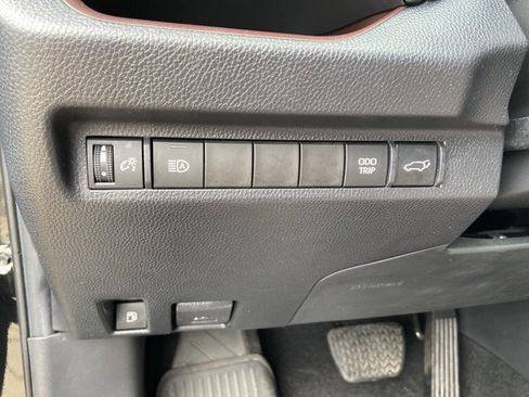 Used 2023 Toyota RAV4 Limited image 44