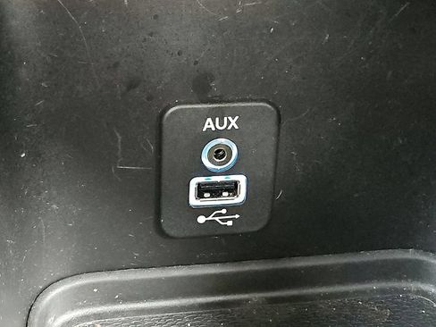 Used 2020 Dodge Journey SE w/ SE Popular Equipment Group FWD image 23