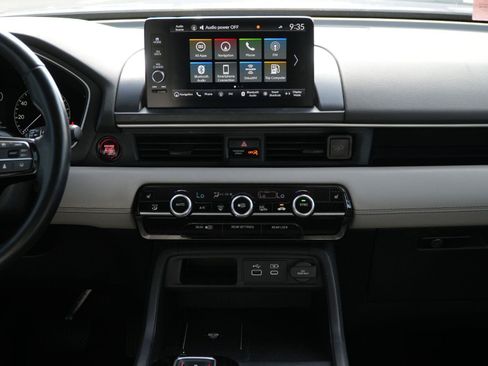 Used 2023 Honda Pilot Touring image 27