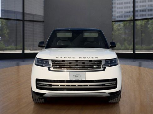 New 2026 Land Rover Range Rover SE image 8