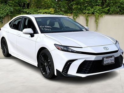Used 2025 Toyota Camry SE