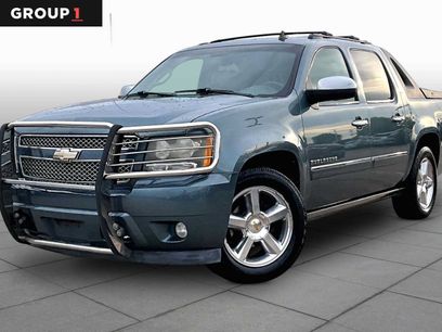 Used 2011 Chevrolet Avalanche LTZ