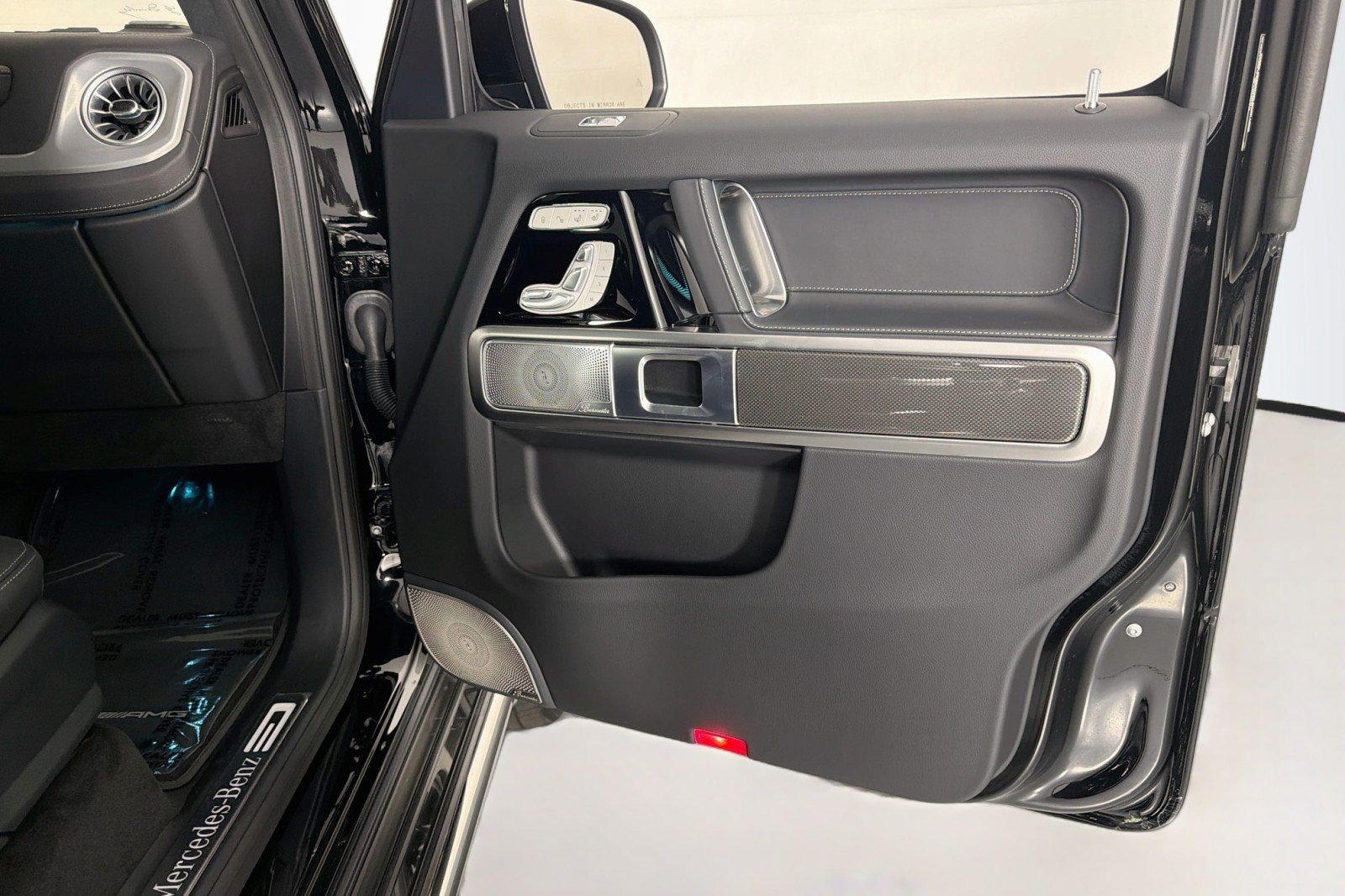 New 2027 Mercedes-Benz G 580 e image 23