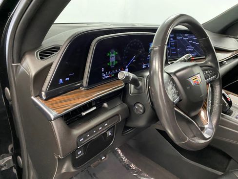 Used 2023 Cadillac Escalade ESV Luxury image 33