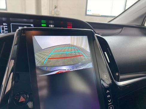 Certified 2022 Toyota Prius Prime XLE image 30