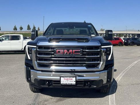 New 2026 GMC Sierra 3500 SLE w/ SLE Convenience Package AWD/4WD image 8