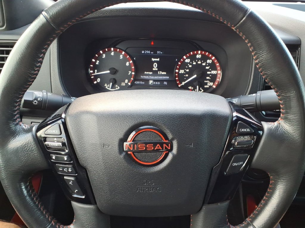 Used 2024 Nissan Frontier Pro-X RWD image 15