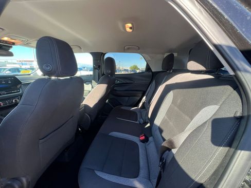 Used 2025 Chevrolet TrailBlazer LT image 25