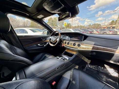 Used 2015 Mercedes-Benz S 550 4MATIC Sedan image 32