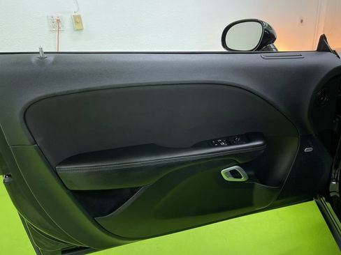 Used 2022 Dodge Challenger R/T w/ Blacktop Package image 15