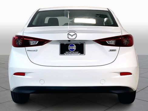 Used 2016 MAZDA MAZDA3 i Touring image 4