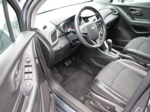 Certified 2021 Chevrolet Trax LT AWD/4WD image 12