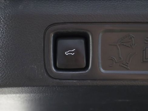 Used 2023 Lincoln Navigator Reserve AWD/4WD image 28