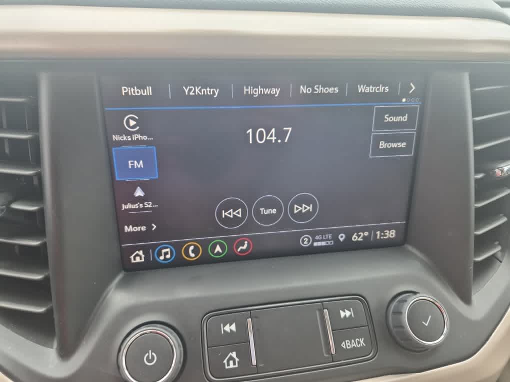 Used 2023 GMC Acadia Denali AWD/4WD image 13