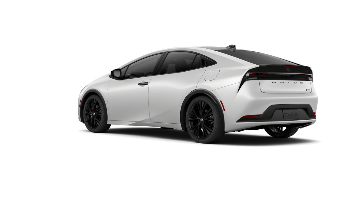 New 2027 Toyota Prius FWD image 6