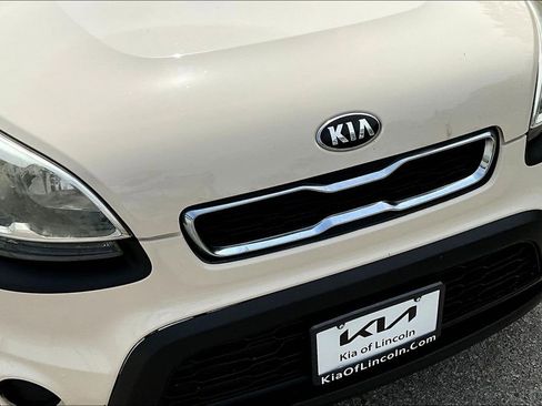 Used 2013 Kia Soul FWD image 26