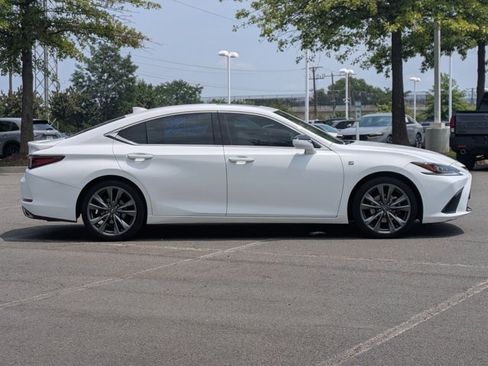 Used 2019 Lexus ES 350 F Sport w/ Accessory Package 2 FWD image 4