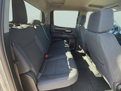 Used 2025 Chevrolet Silverado 1500 LT image 13